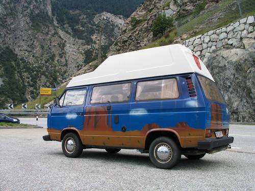 Bildname: ds Guugi am posierä ... heisss.jpg 
 Breite: 500 Pixel 
 H�he: 375 Pixel 
 Gr�sse: 112 kB 