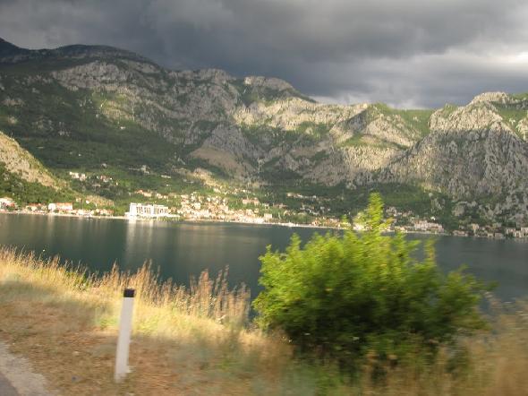 Bildname: IMG_6017.JPG 
 Breite: 1024 Pixel 
 H�he: 768 Pixel 
 Gr�sse: 111 kB 